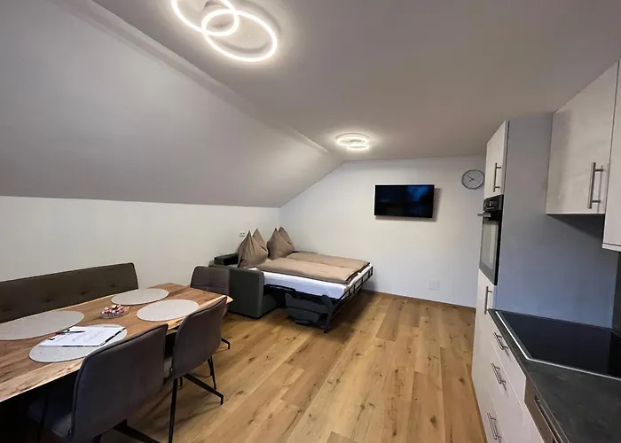 Haus Tennstein شقة